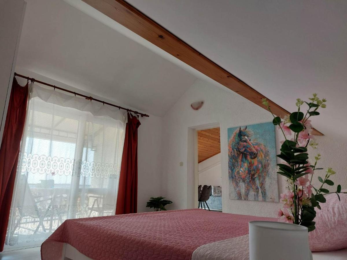 Apartmani Mare Шибеник Экстерьер фото