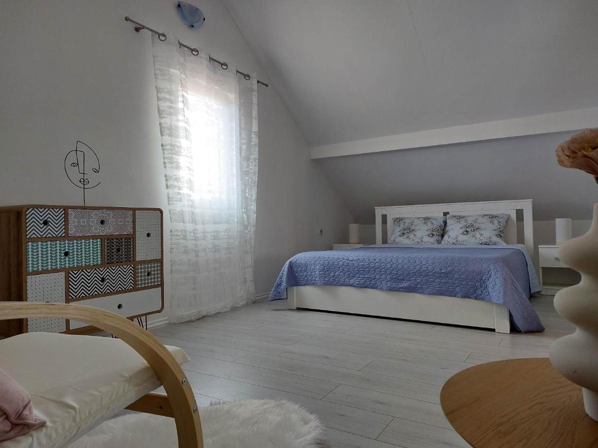 Apartmani Mare Шибеник Экстерьер фото