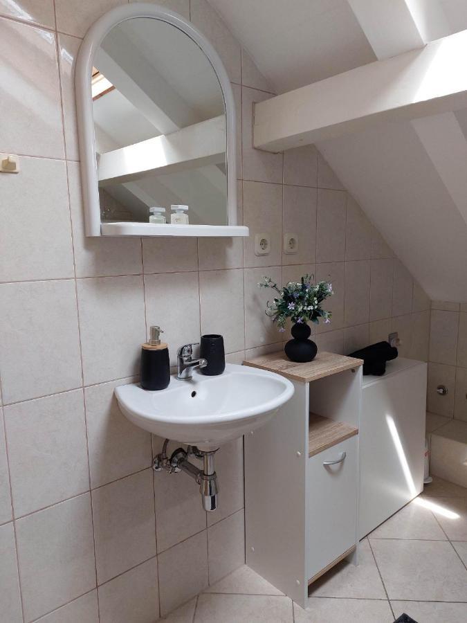Apartmani Mare Шибеник Экстерьер фото
